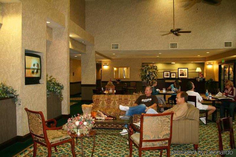 Hampton Inn & Suites Валпарайсо Интериор снимка